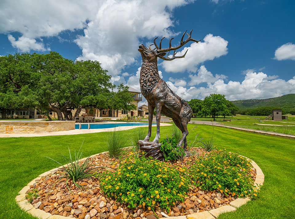 Exclusive Whitetail Hunting Lodge in Texas