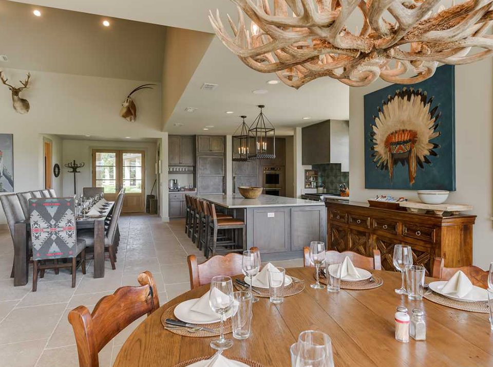 Exclusive Texas Corporate Hunting Lodge